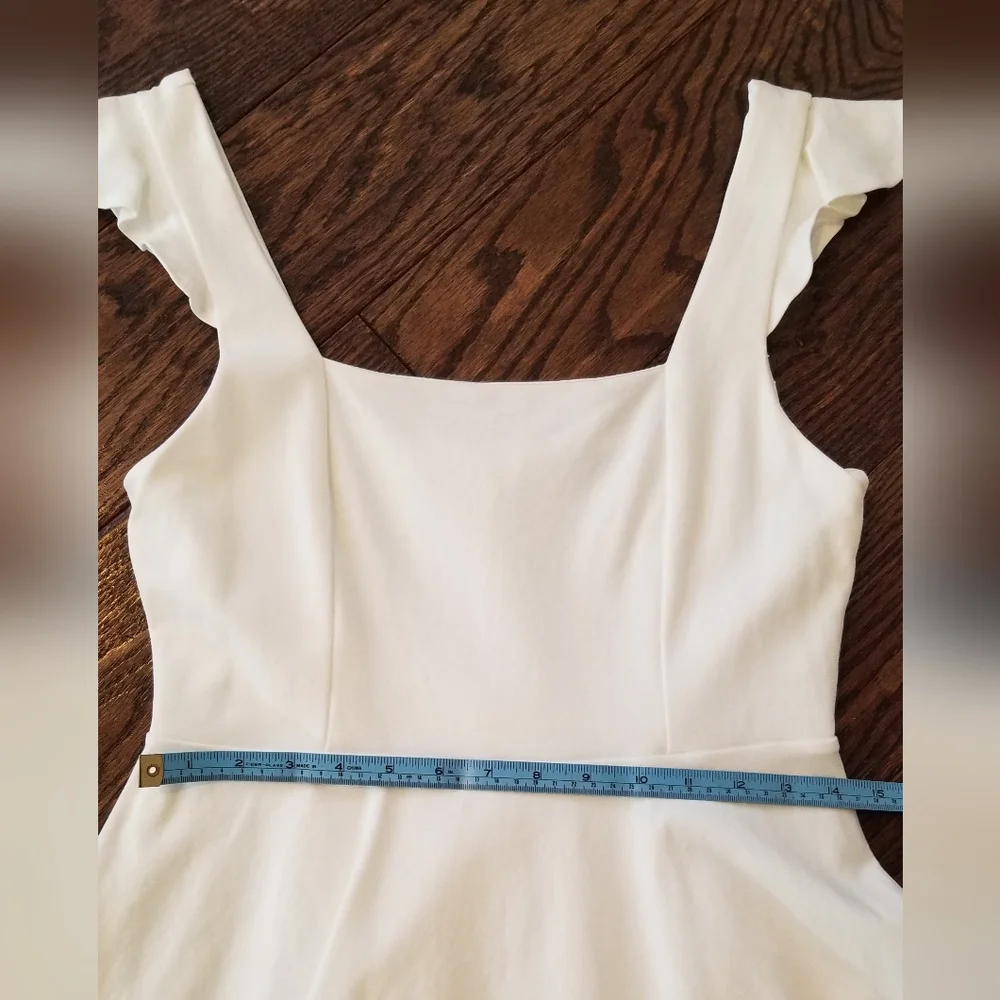 White cocktail dress - Picture 2 of 4